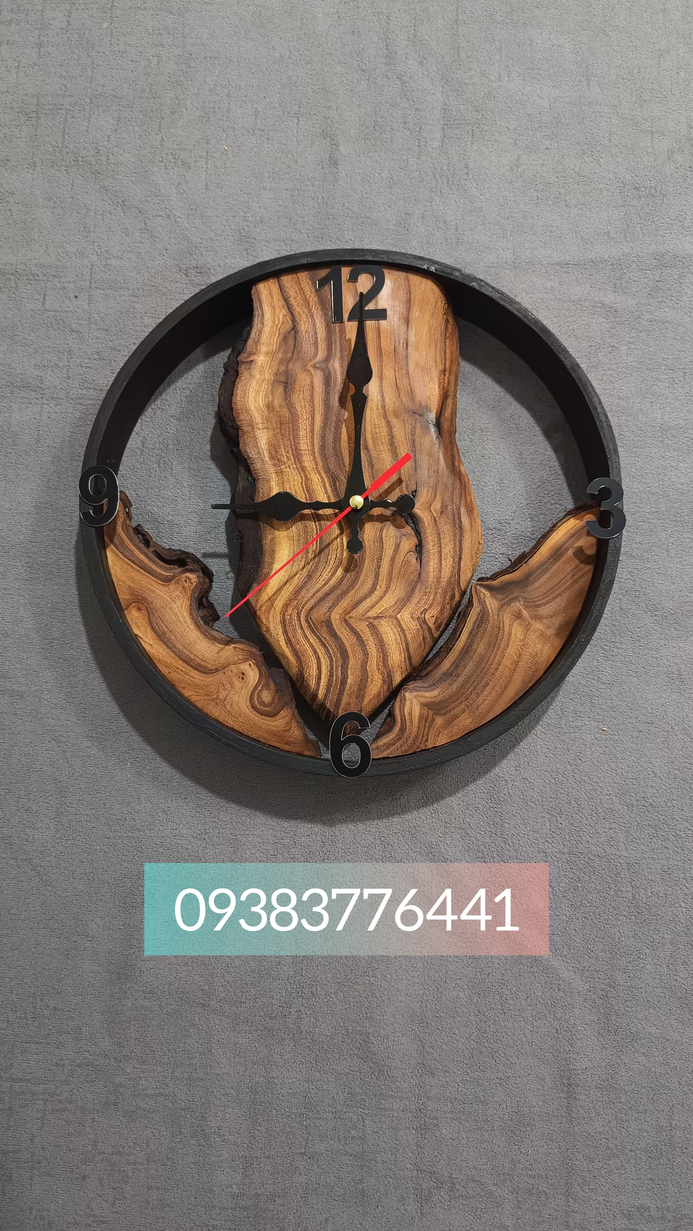 ساعت چوبی روستیک سایز 30 با چوب سنجد